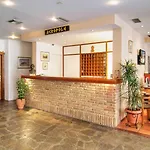 Acropole Ξενοδοχείο 3*