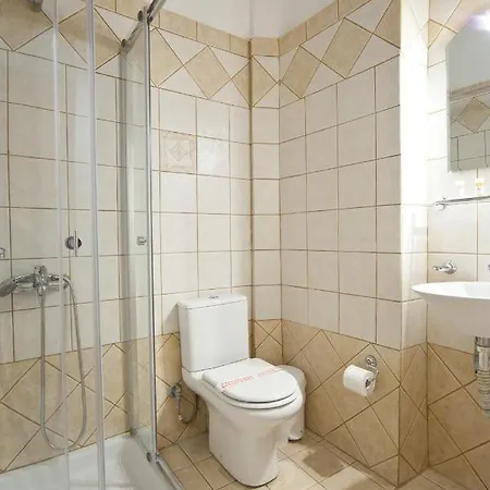 Acropole Hotel 3*