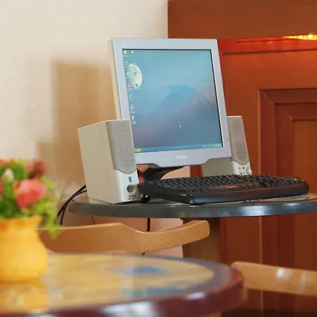 Acropole Hotel