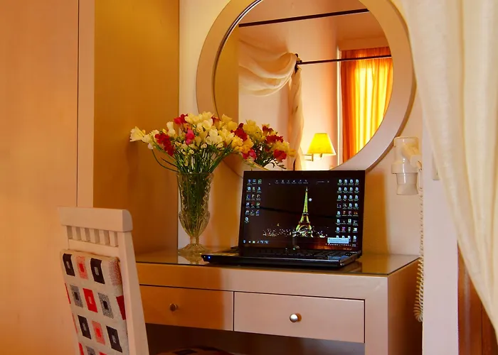 Szálloda Acropole 3*